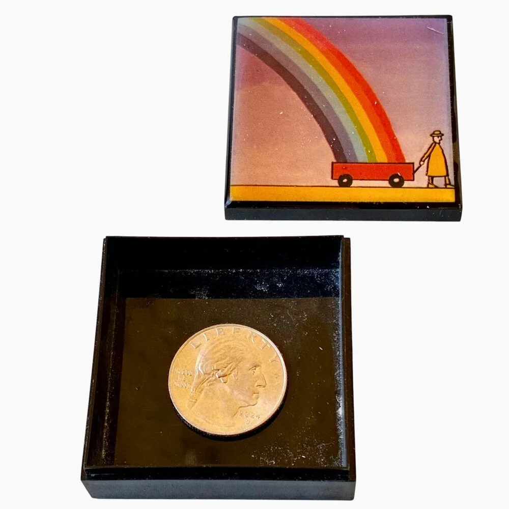 Vintage Black Lacquer Trinket Box RAINBOW & Wagon Small 2